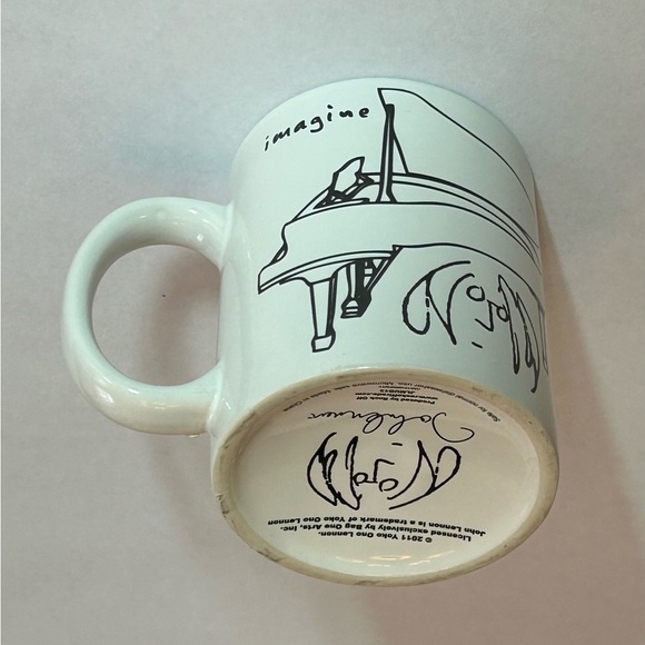 Vintage 2011 Imagine/ John Lennon / Piano White Coffee Mug - Picture 5 of 6